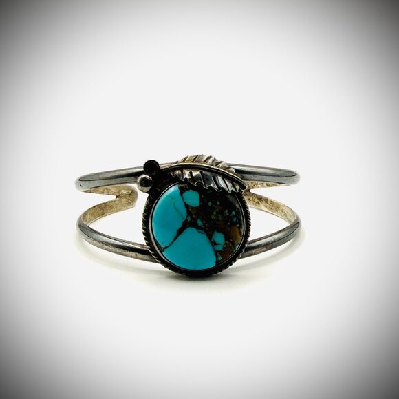Vintage Sterling Turquoise Cuff Bracelet • Split-Shank Leaf Design • 30g - Picture 1 of 5